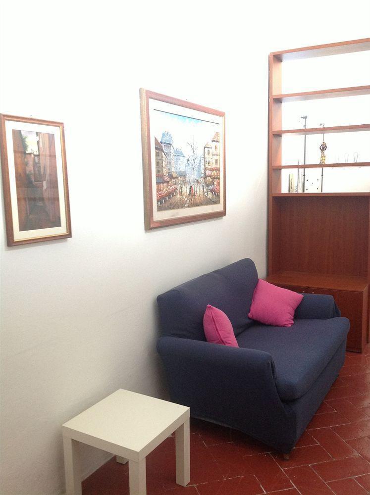 B&B Duccio Di Buoninsegna Сиена Екстериор снимка